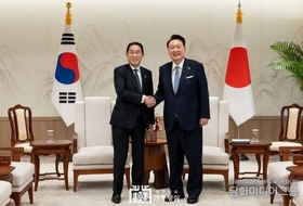 President Yoon holds a summit with Japanese Prime Minister Kishida